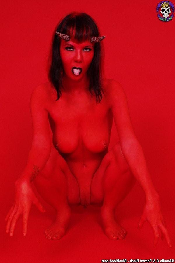 16P Red devil shows her delicious curves and pussy