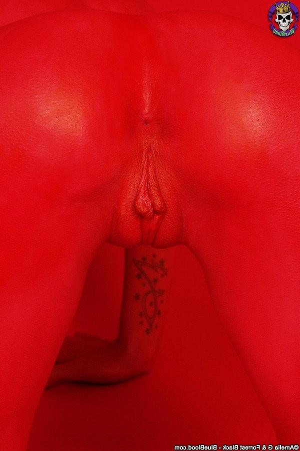 16P Red devil shows her delicious curves and pussy