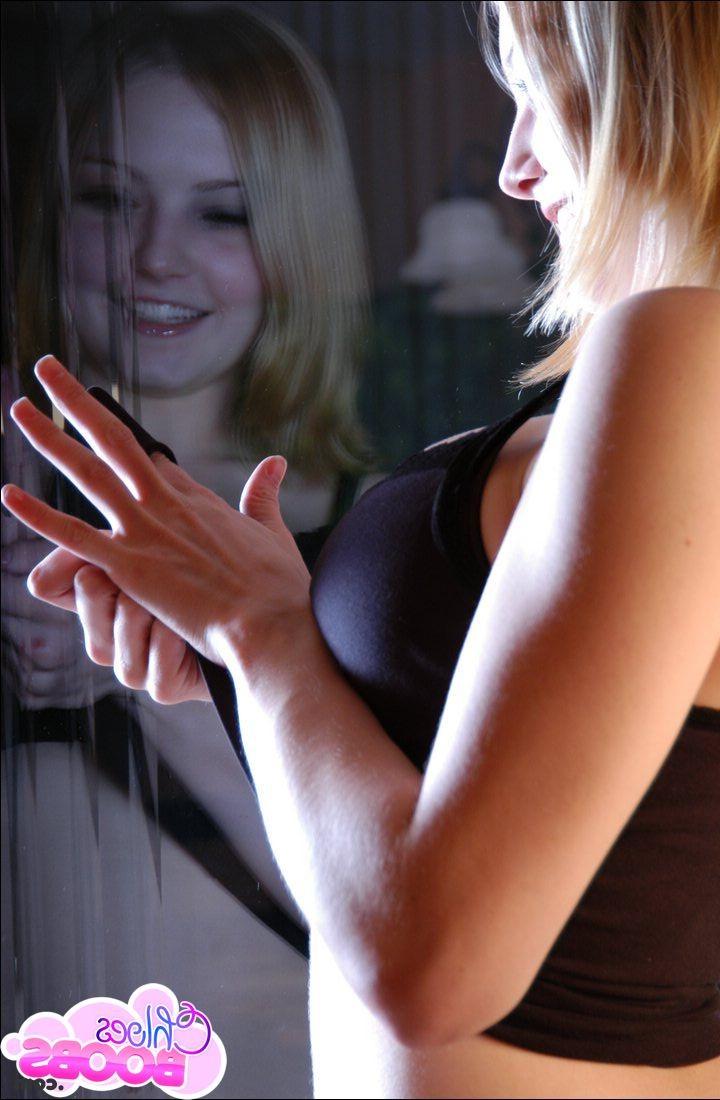 16P Beautiful girl teasing