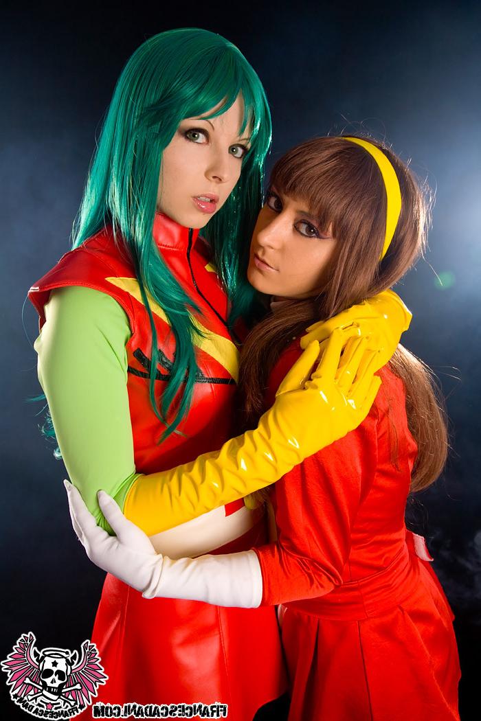 16P Cosplay CHIZURU NANBARA and SAYAKA YUMI costumes