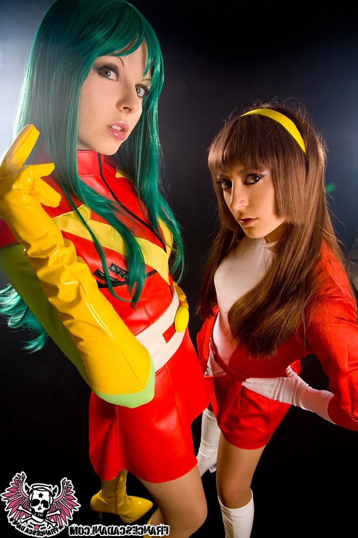 16P Cosplay CHIZURU NANBARA and SAYAKA YUMI costumes