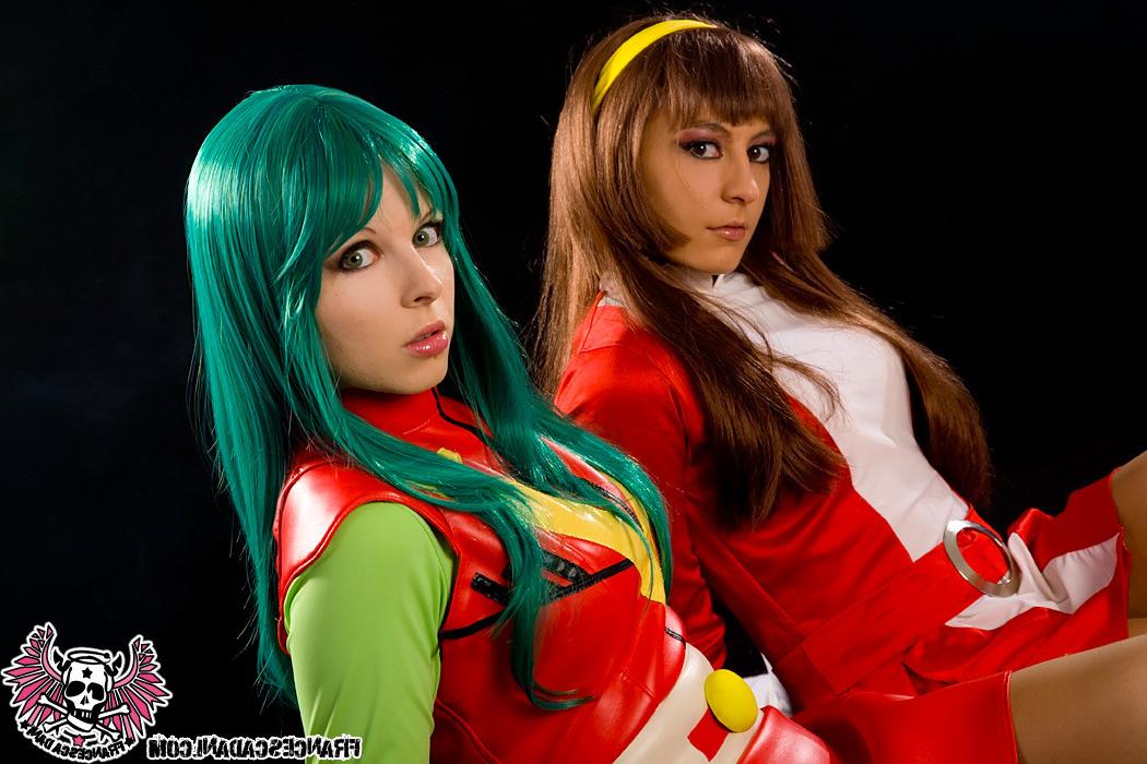 16P Cosplay CHIZURU NANBARA and SAYAKA YUMI costumes
