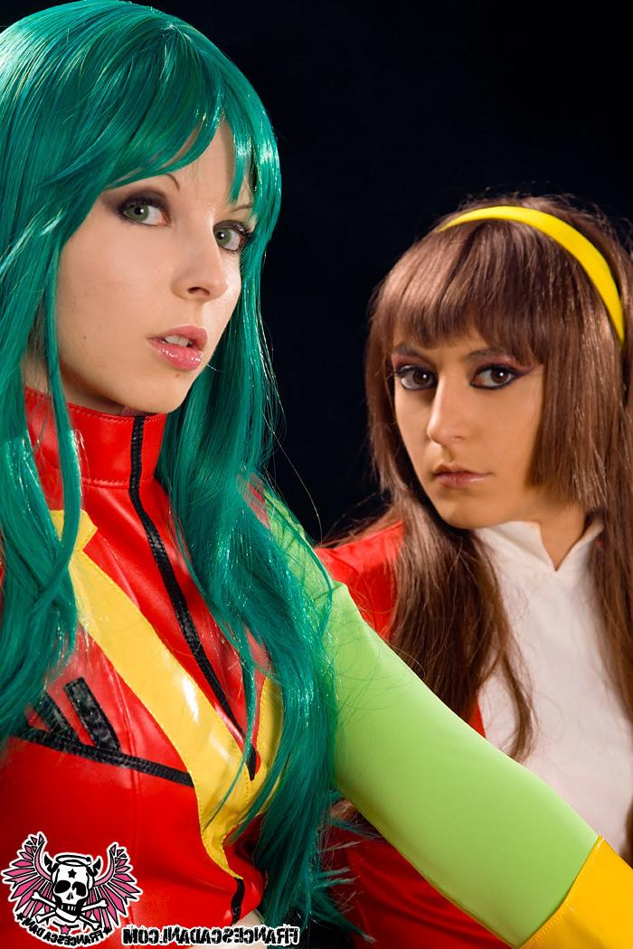16P Cosplay CHIZURU NANBARA and SAYAKA YUMI costumes