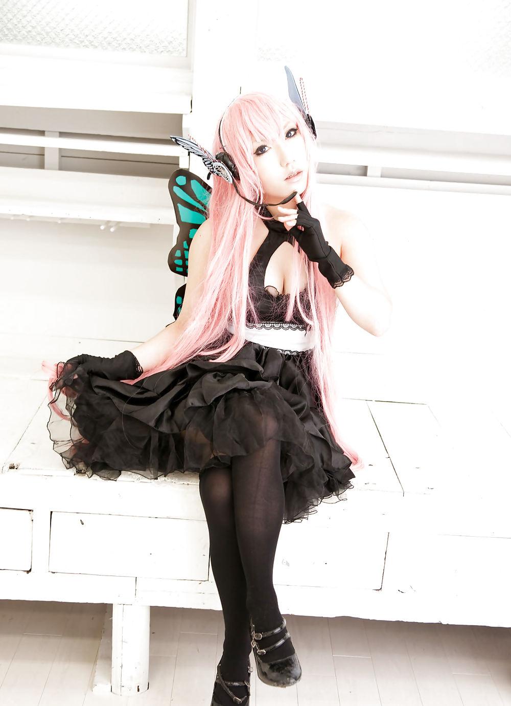 25P Japanese Cosplay Cuties-Saku (Vocaloid) (2)