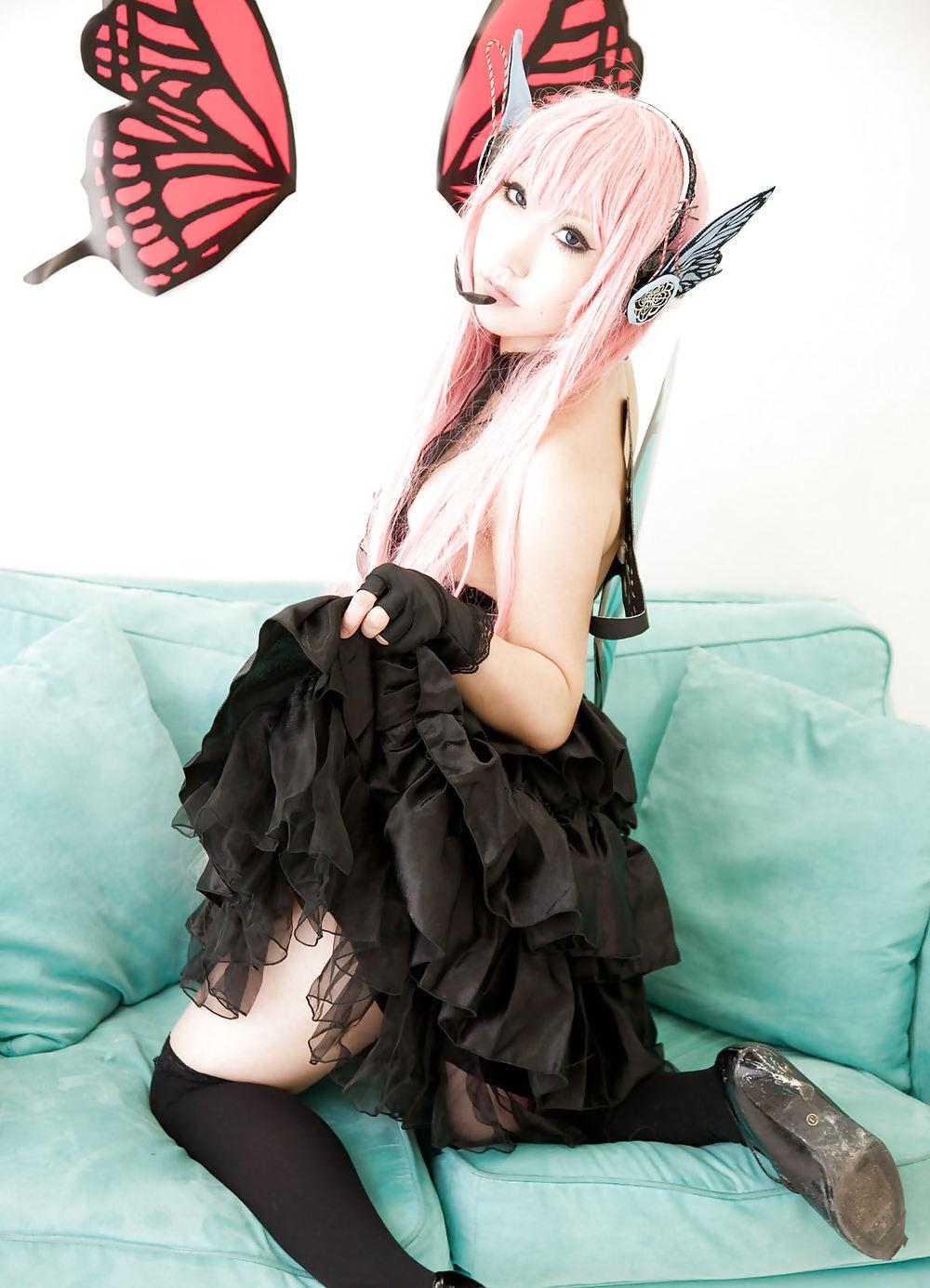 25P Japanese Cosplay Cuties-Saku (Vocaloid) (2)