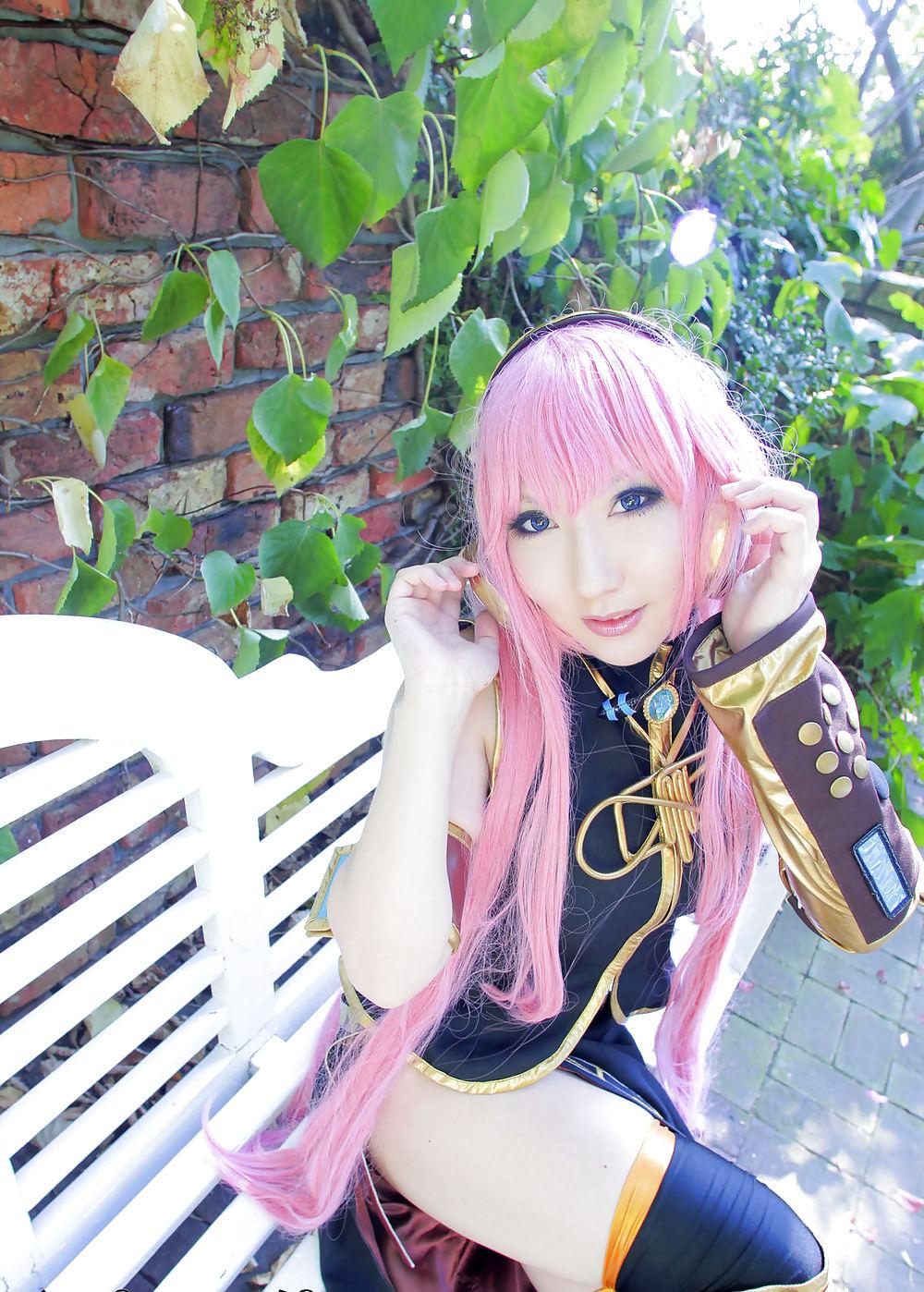 25P Japanese Cosplay Cuties-Saku (Vocaloid) (2)