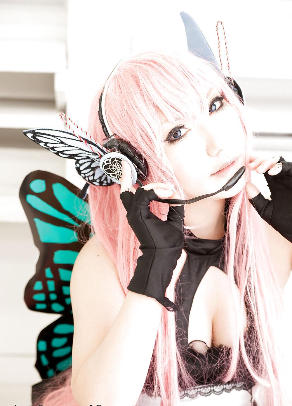 25P Japanese Cosplay Cuties-Saku (Vocaloid) (2)