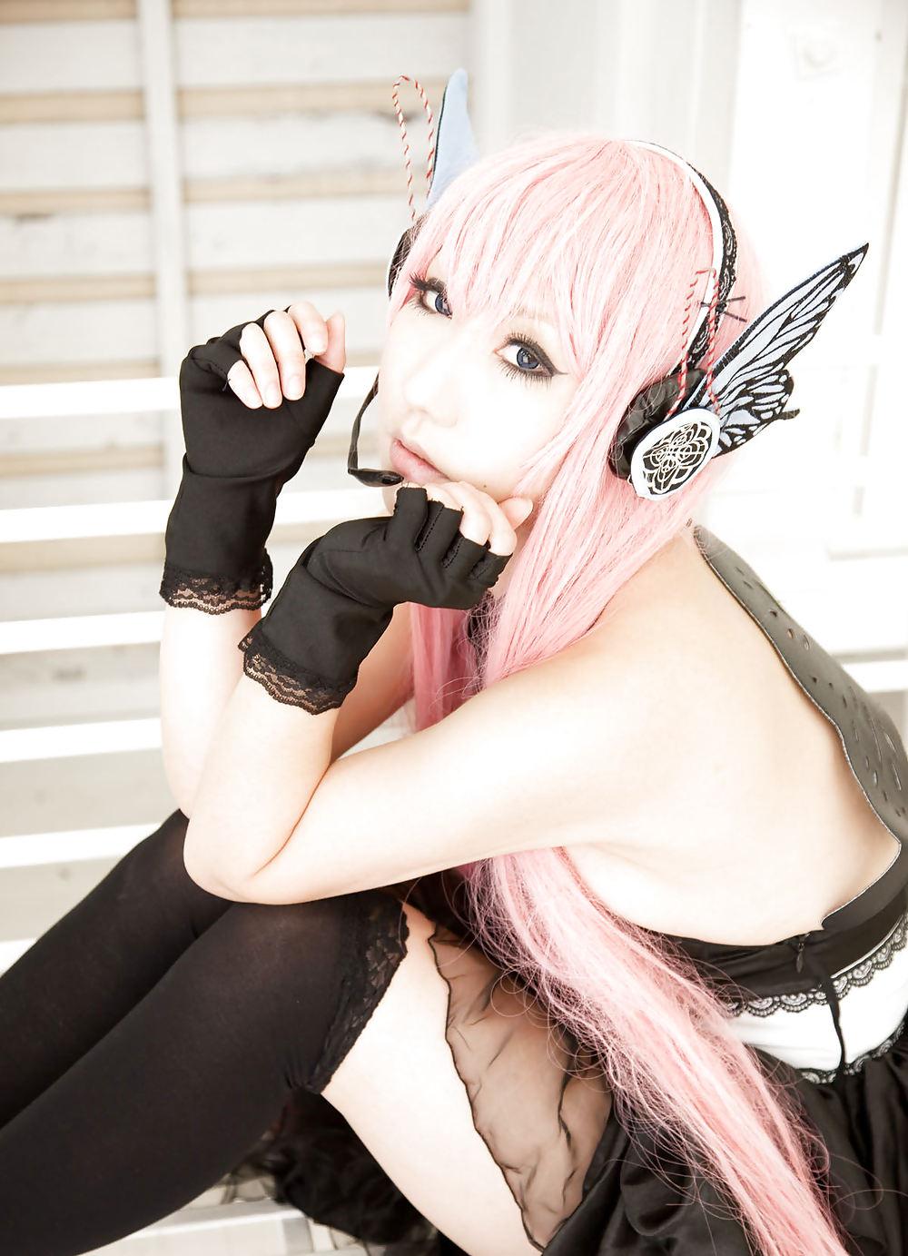 25P Japanese Cosplay Cuties-Saku (Vocaloid) (2)