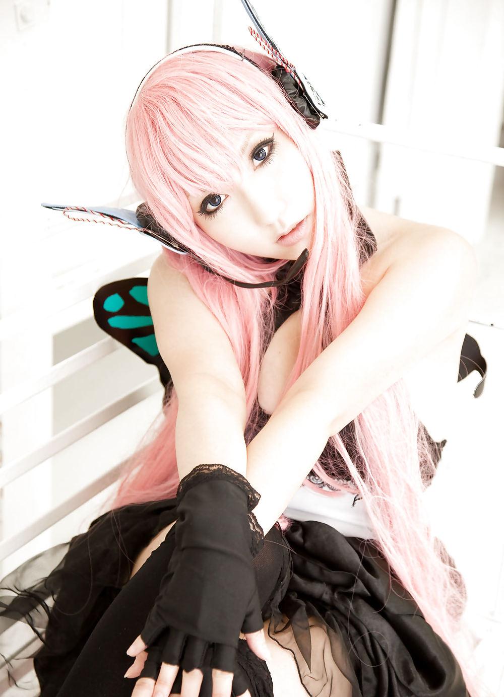 25P Japanese Cosplay Cuties-Saku (Vocaloid) (2)