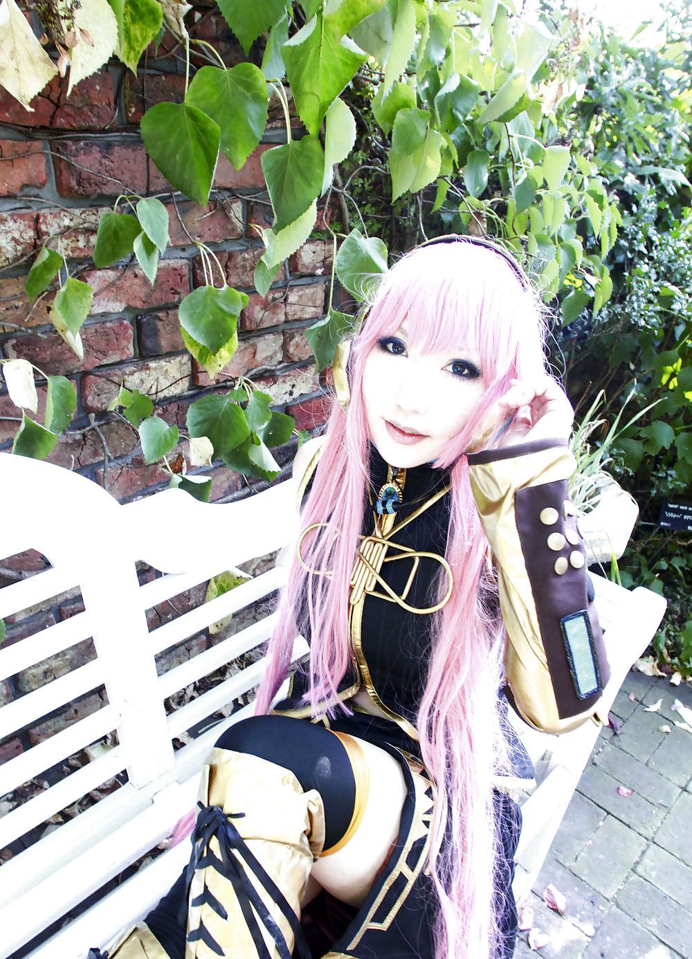 25P Japanese Cosplay Cuties-Saku (Vocaloid) (2)
