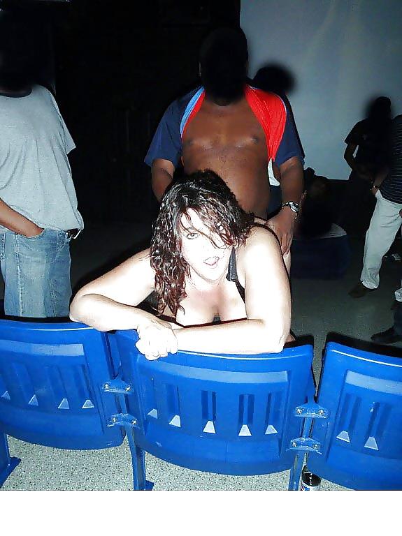 25P Group Sex Amateur #rec Glory Holes & Theaters G1