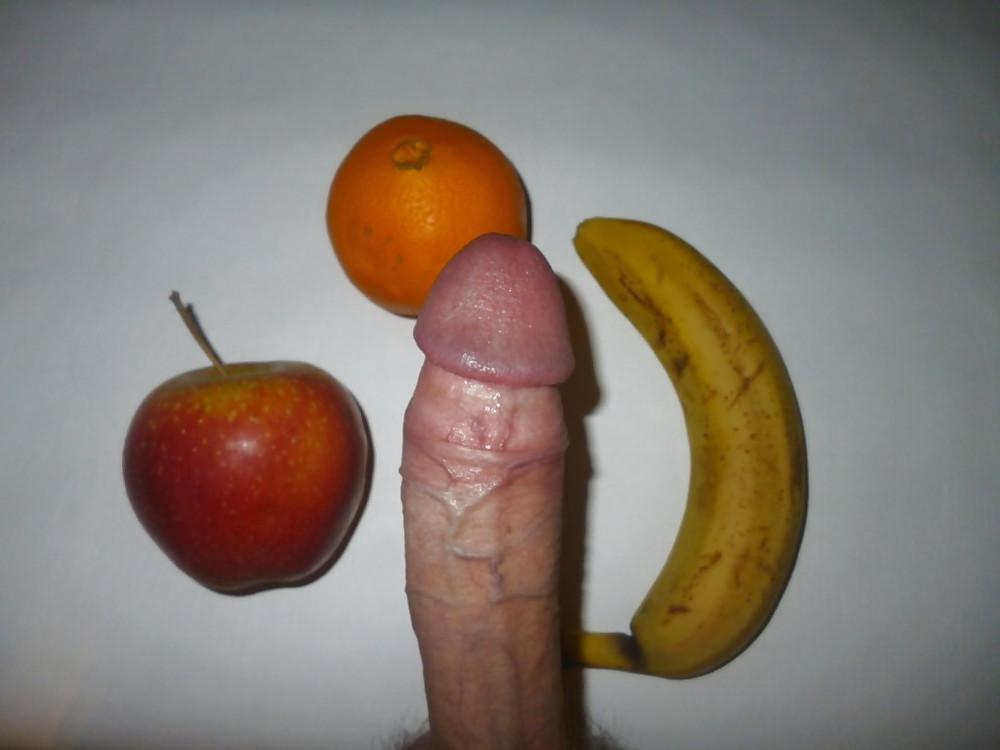 17P Big nice long dick fruit amateur photo