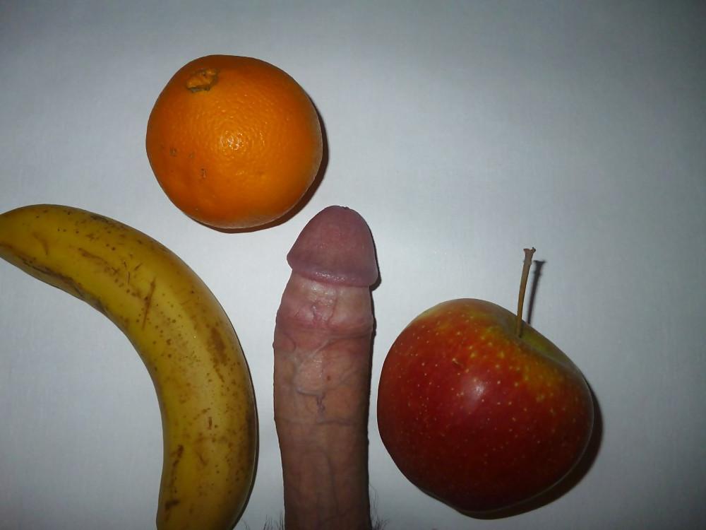17P Big nice long dick fruit amateur photo