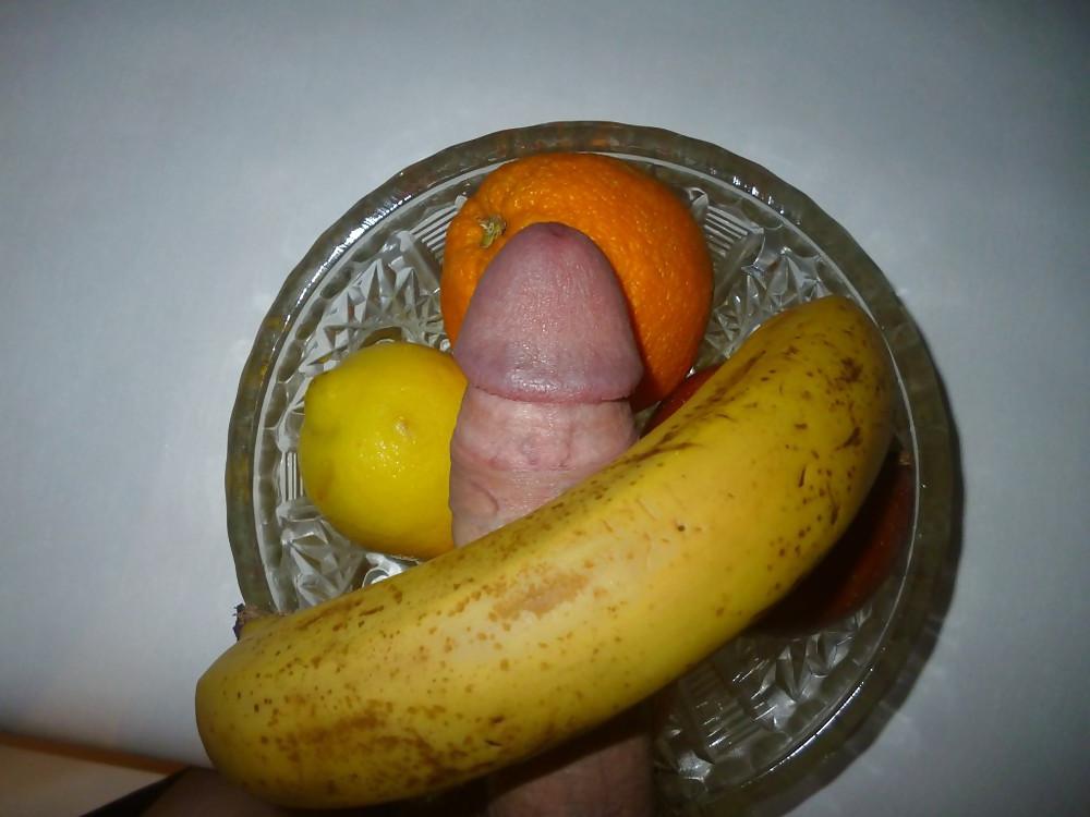 17P Big nice long dick fruit amateur photo