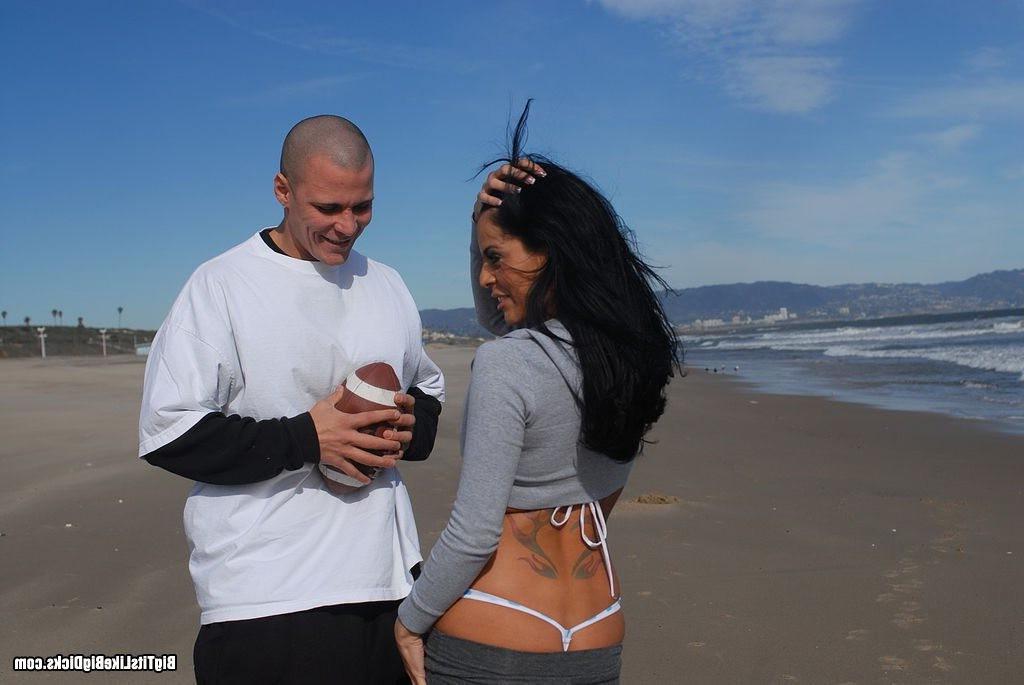 15P Busty Mikayla Mendez gets drilled