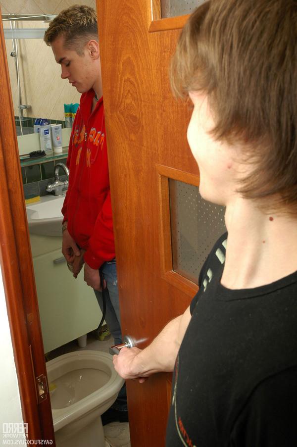 20P Lewd guy going down for gay intercourse in doggystyle right in the bathroom