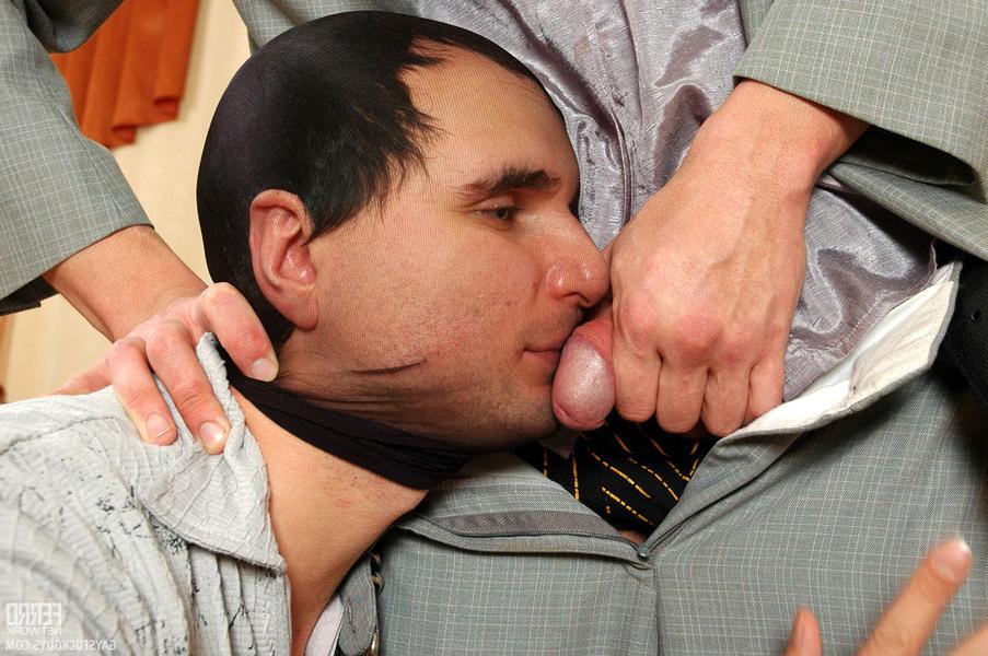 20P Kinky chap forced to taste sticky cum after gay butt-balling at the cafe