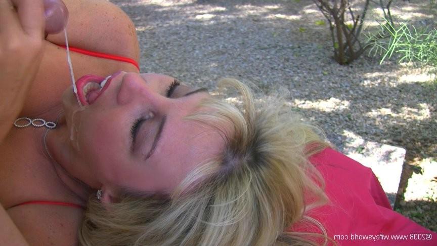 12P Busty wife Wifey looking hot in a little red dress