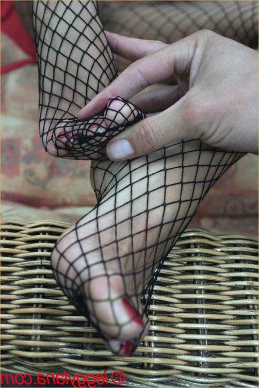 12P Leggy Lana puts on her brand new silky nylon fishnets so this lu