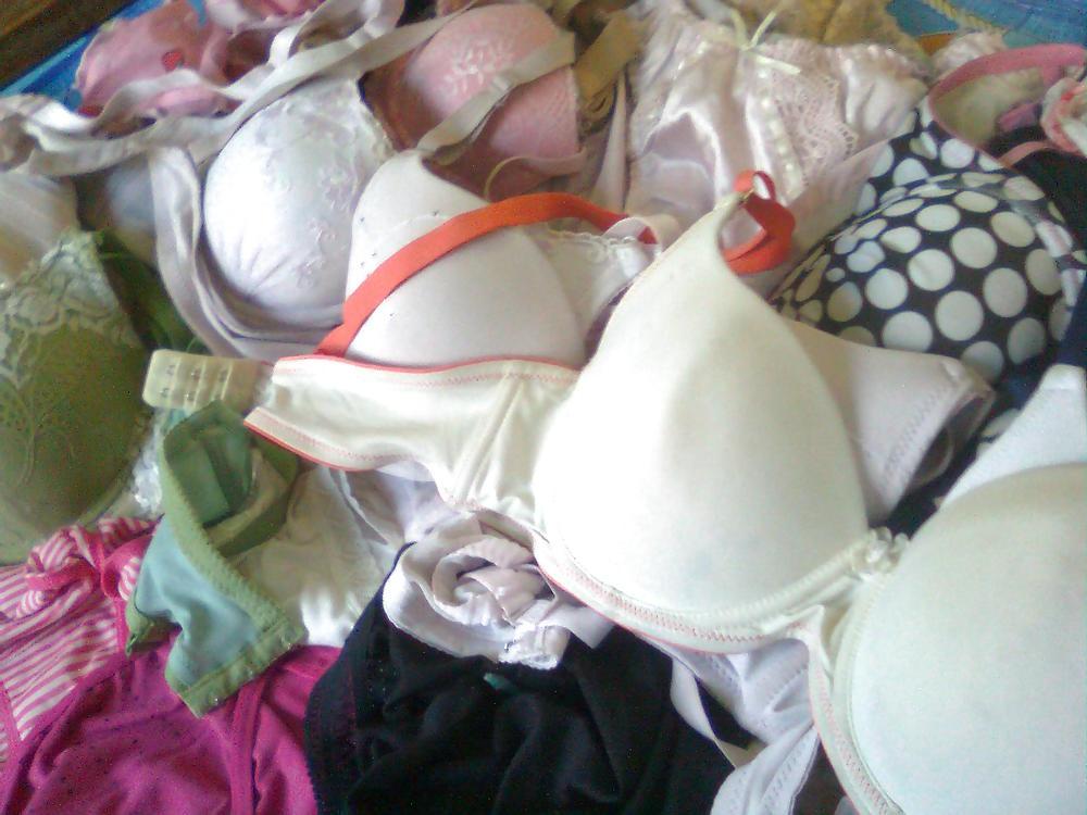 19P Bosses wife dirty panties 01