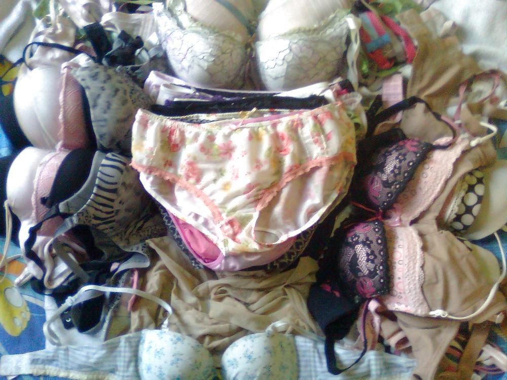 19P Bosses wife dirty panties 01