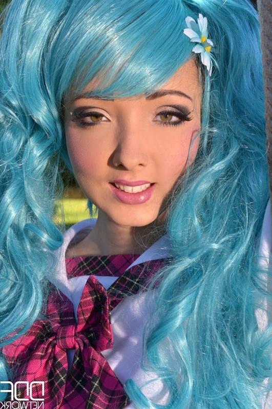 16P Cosplay girl Lucie