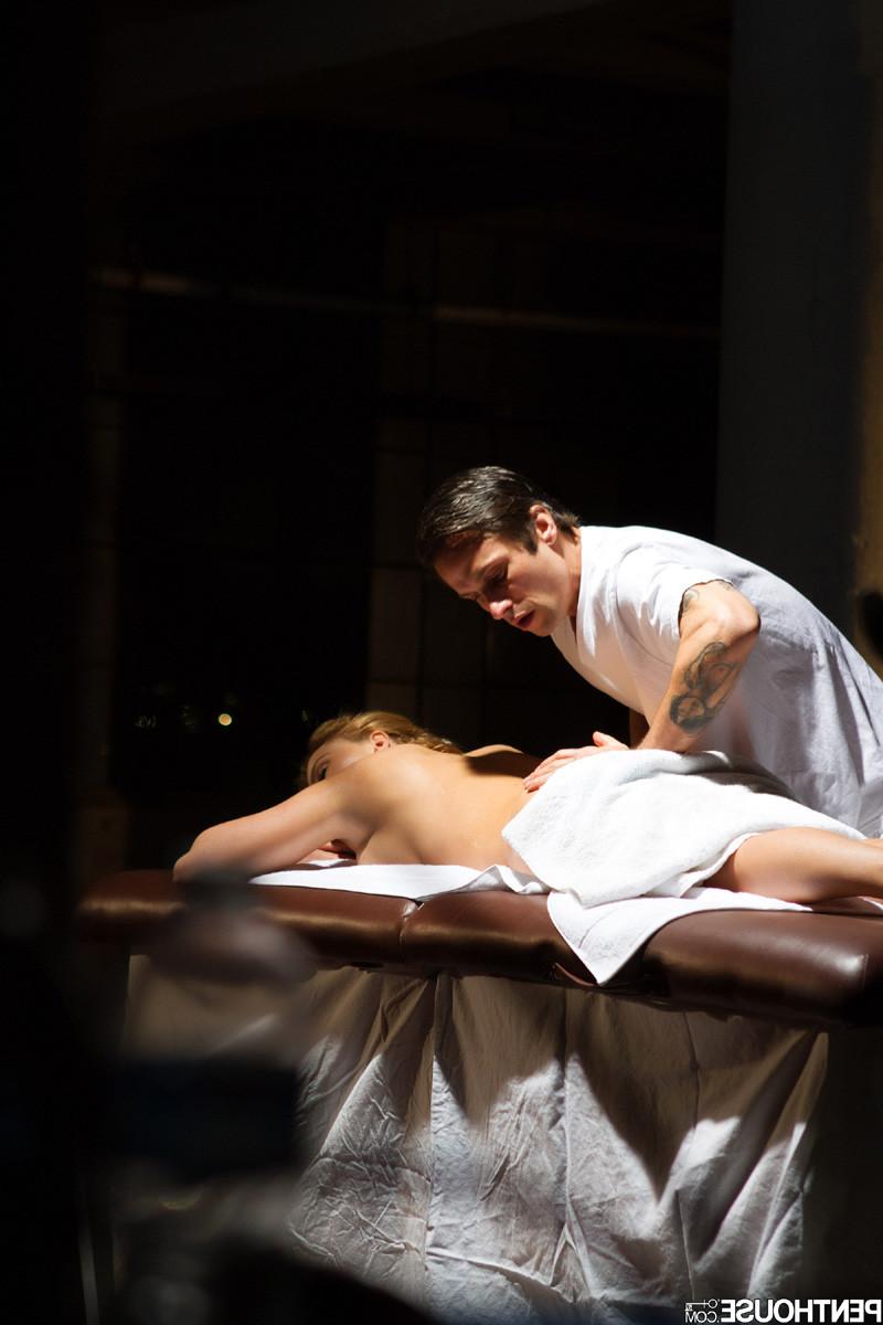 15P Krissy Lynn gets drilled by her massage therapist