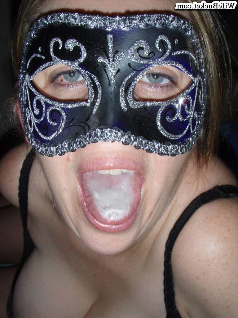 16P Nextdoor wives and soccer moms sucking cock