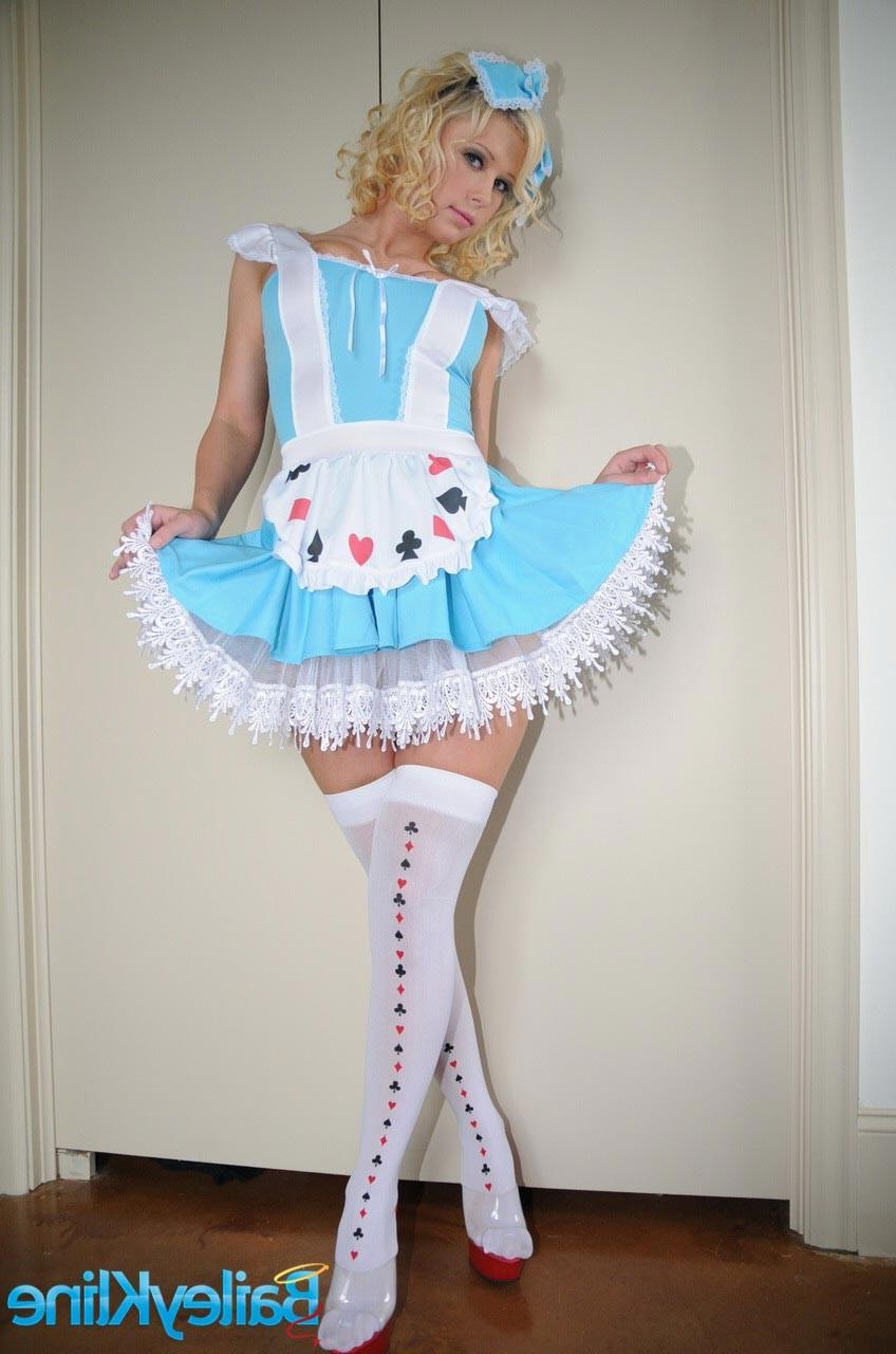 16P Big boob blonde teen in fantasy costume