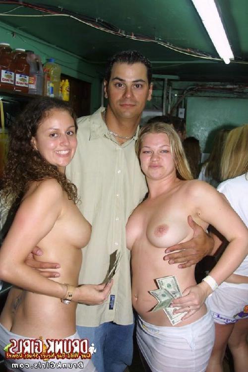 16P Nipples get hard and vaginas get wet, bring on the liquor
