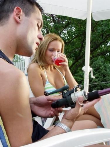 12P Girl in bikini outdoor sex