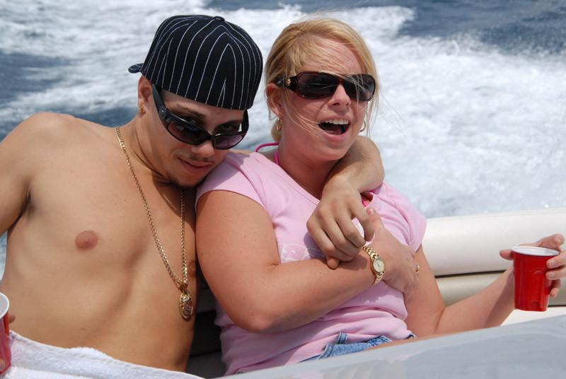 20P Blondie lip locks on dick.,Squealing babe rocks the boat.,Boozed stud hasty bang