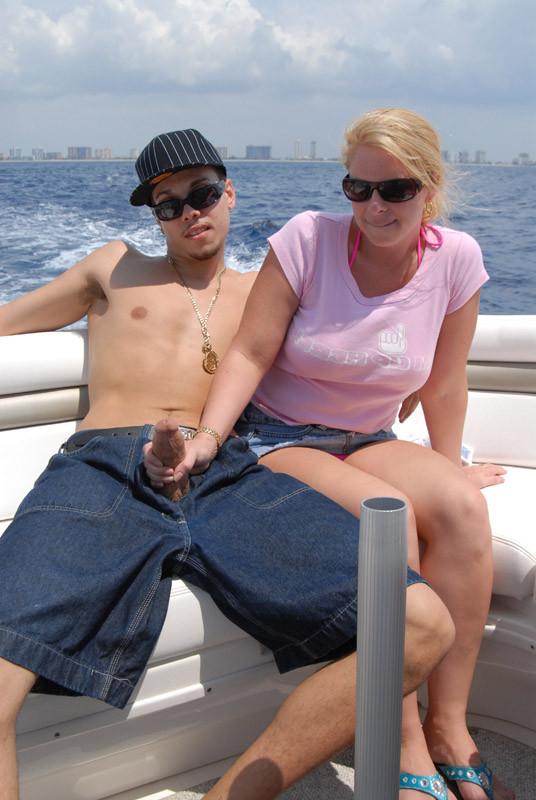 20P Blondie lip locks on dick.,Squealing babe rocks the boat.,Boozed stud hasty bang