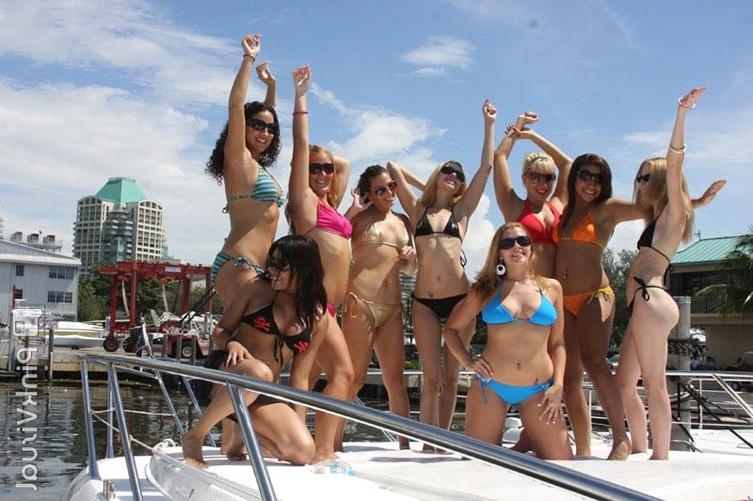17P Hot slut bitches in amazing group orgy boat party