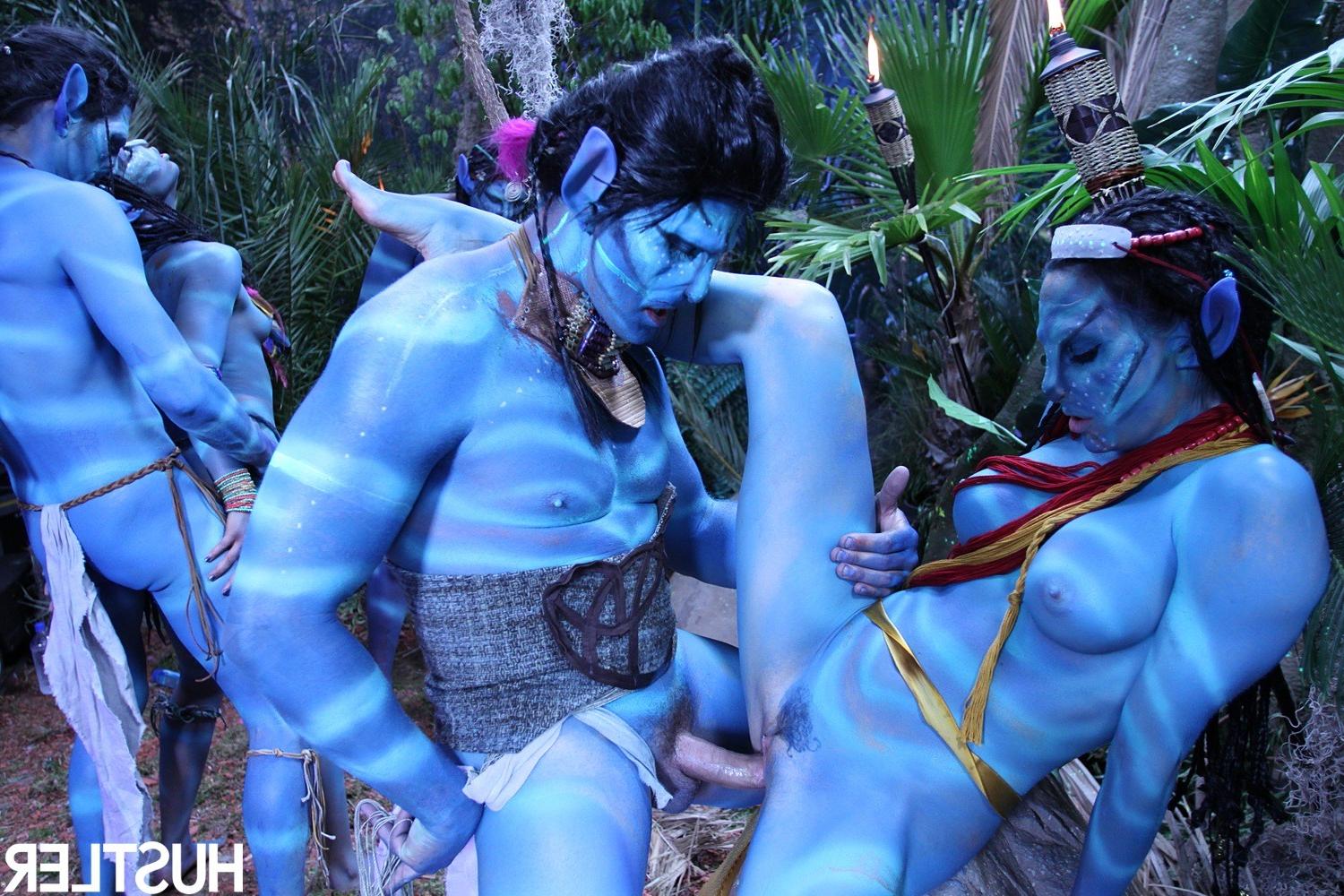 8P Misty Stone, Chanel Preston and Juelz Ventura, This Aint Avatar XXX