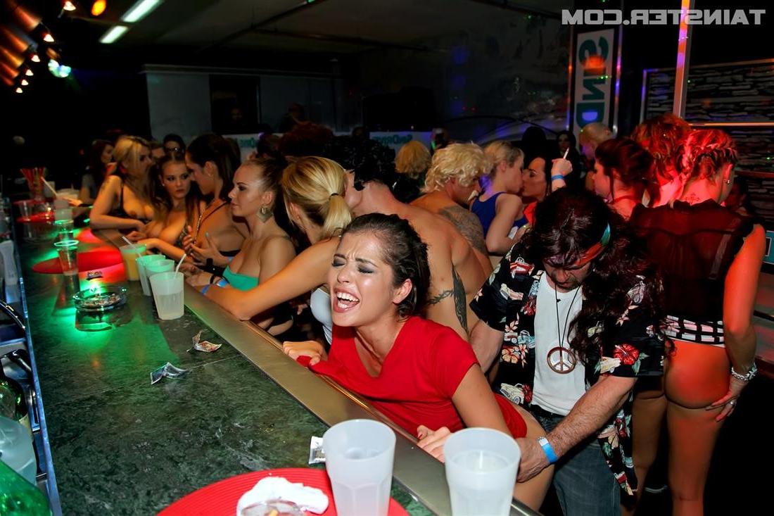15P Drunk ebony girls fucking in euro club sex party