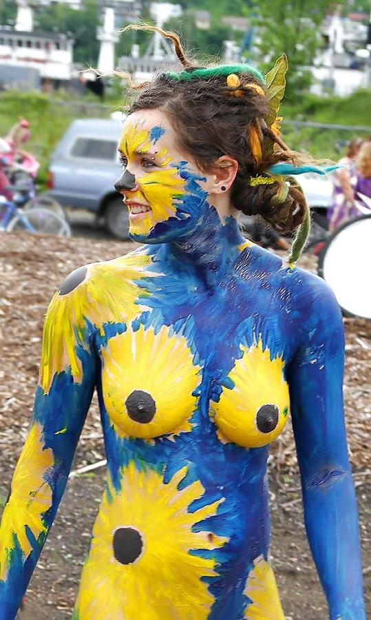25P BODY PAINT