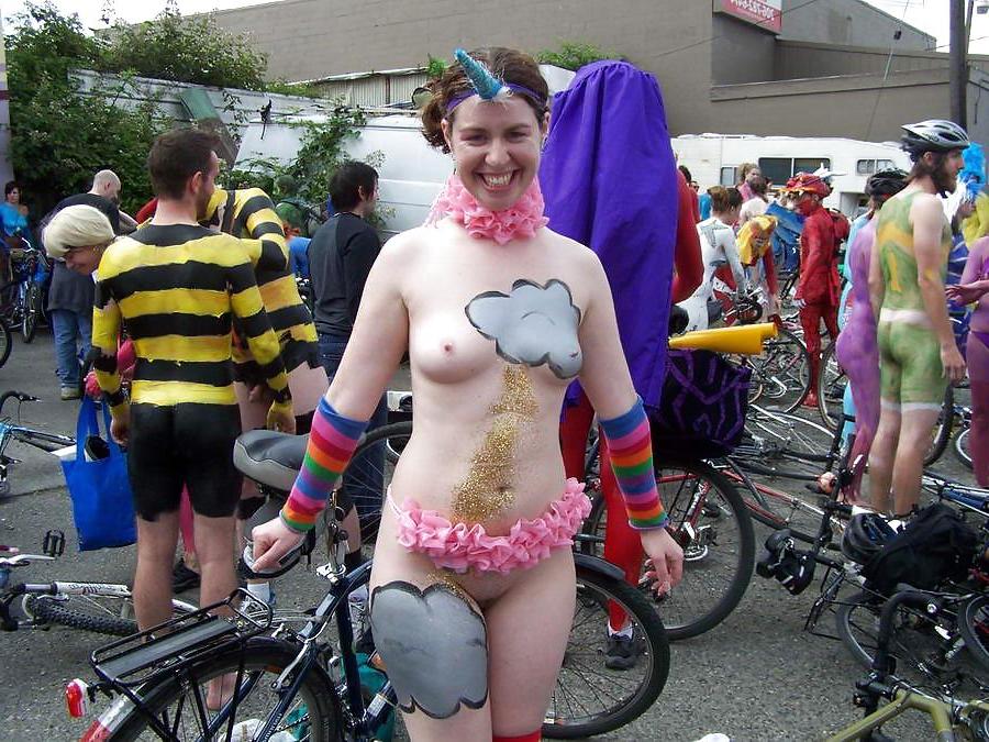 25P BODY PAINT