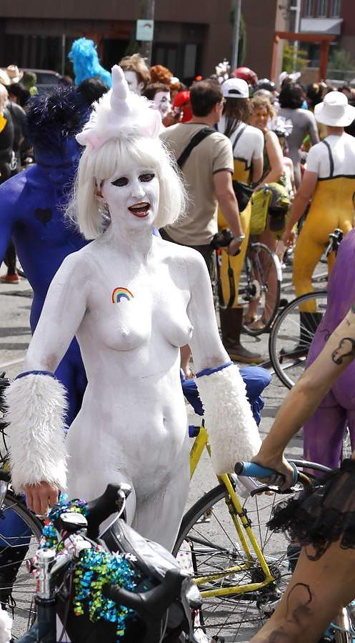 25P BODY PAINT