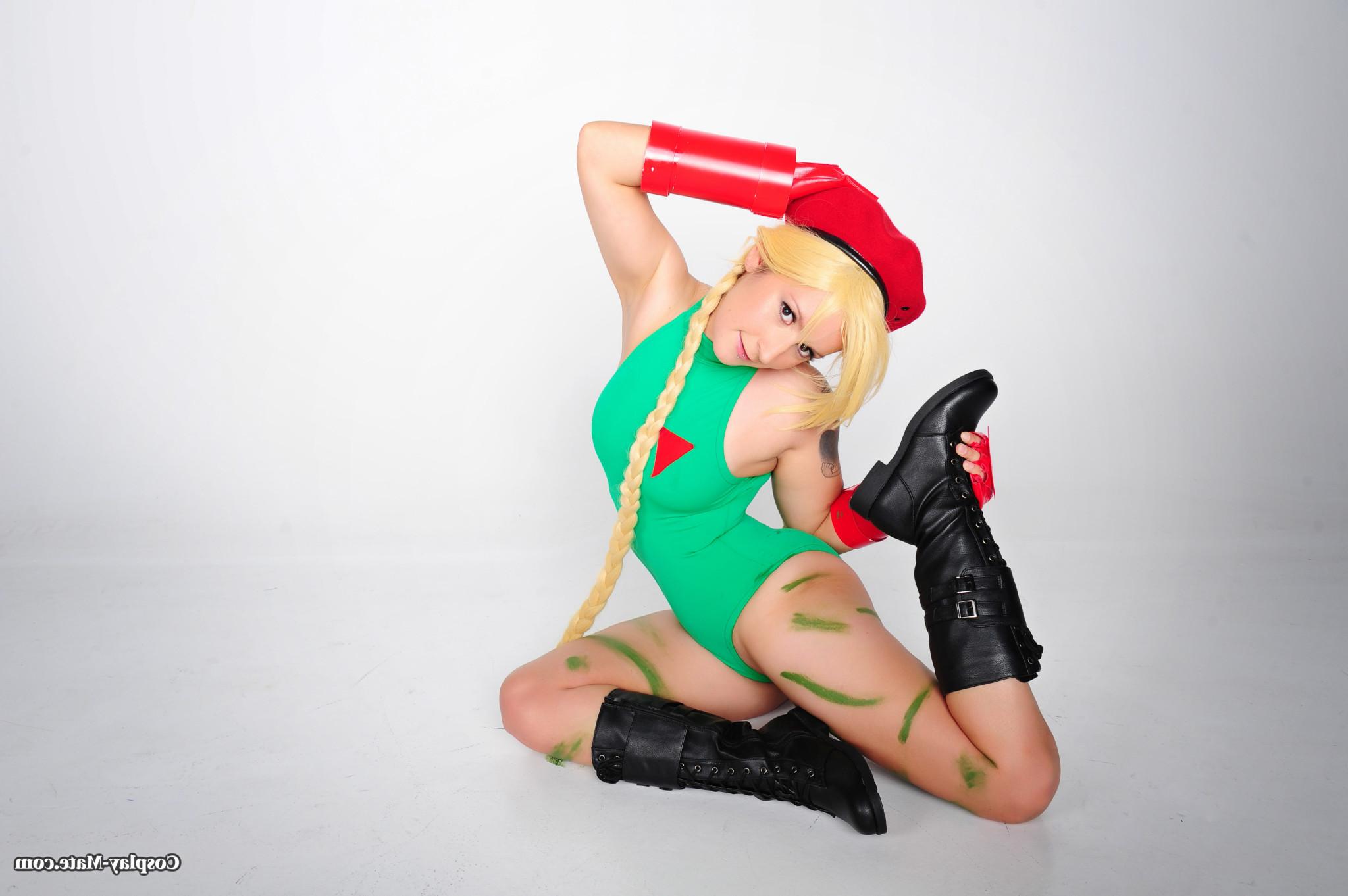 12P Blonde pigtail cosplay teen