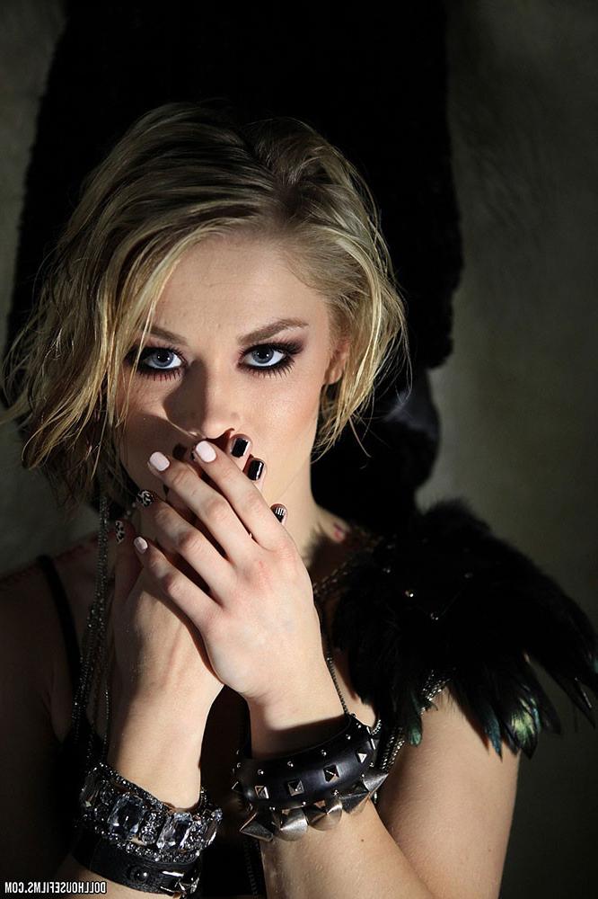 15P Ash Hollywood is sultry in black lingerie