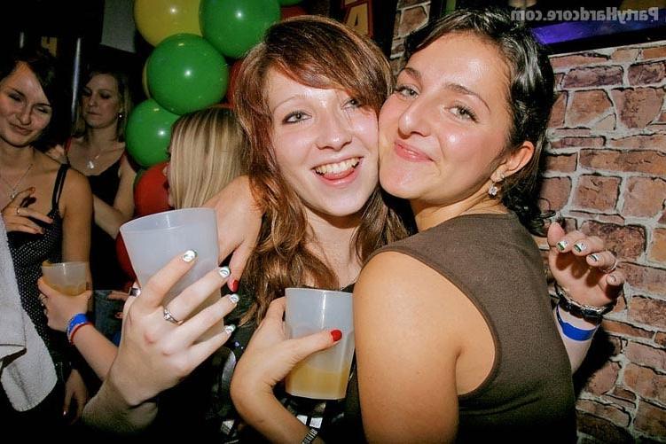 16P Drunk horny people hardcore group party