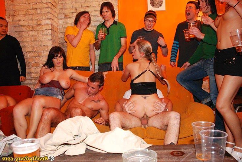 16P Horny drunk chicks fucking at orgy party
