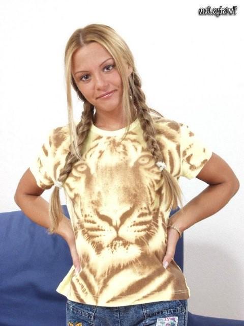 16P Big titted blonde Vivian Silverstone playing with her dildo