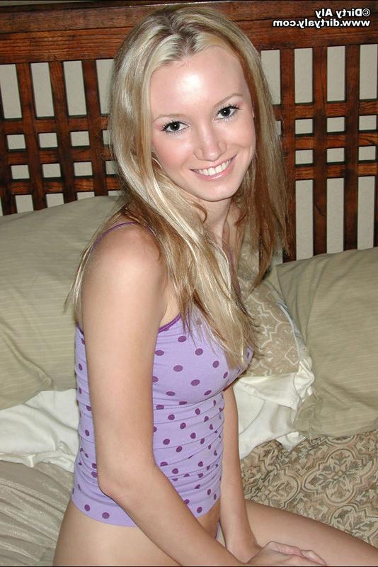 17P Dirty Aly shows off her new lingere