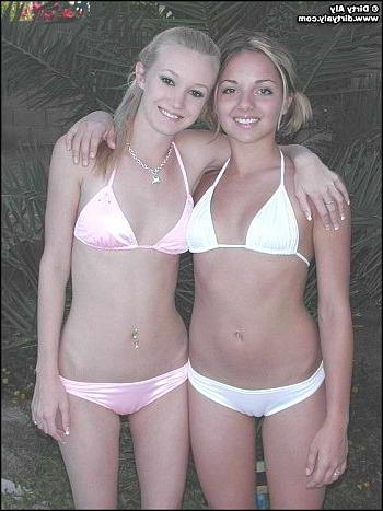 17P Dirty Aly and Jordan Capri strip and get naked