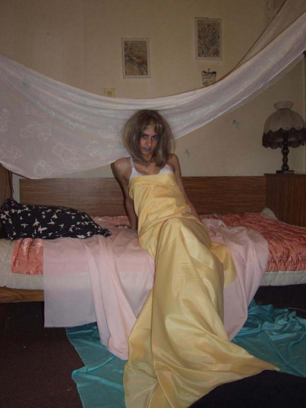 20P Amateur teens gone wild in bedroom