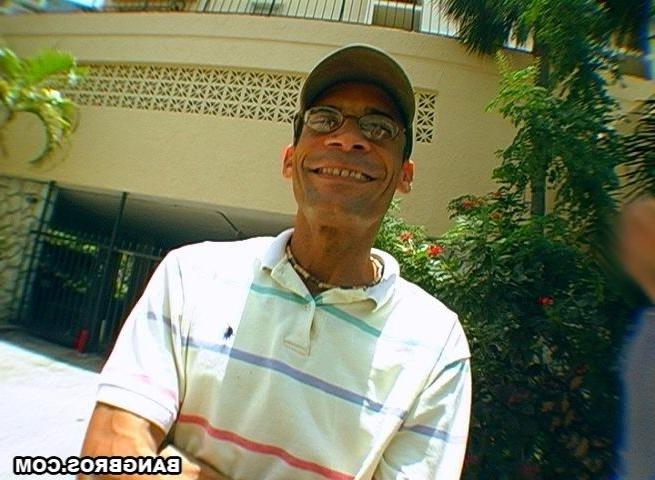 16P ugly Ramon drilled this white horny chick