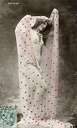 25P Old French postcards 17