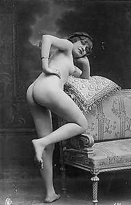 25P Old French postcards 17